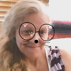 Meet your Posher, Tricia